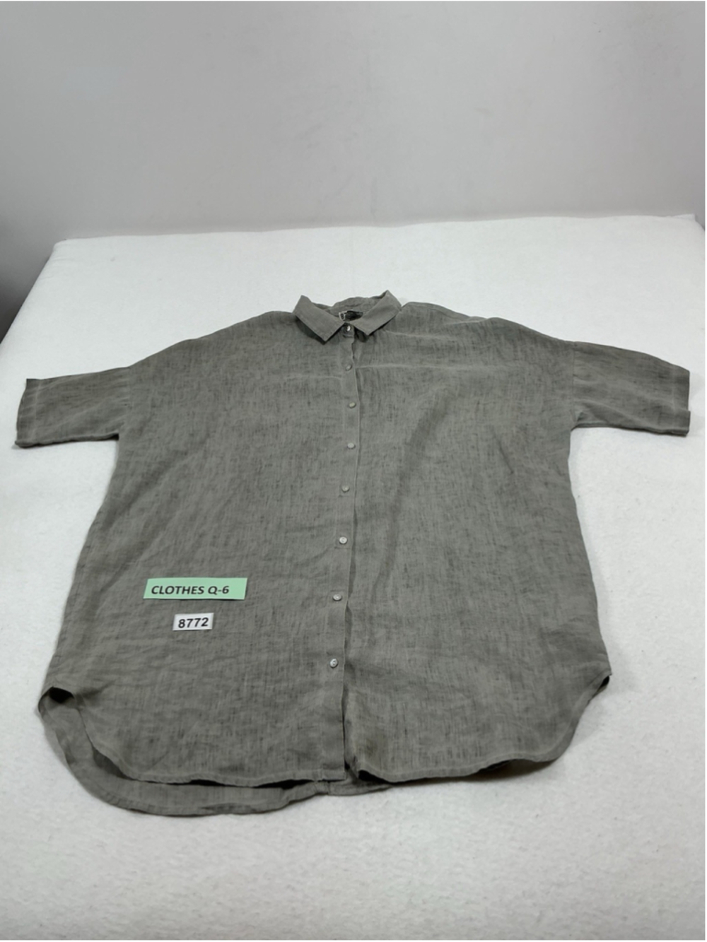 Womans Excellent Artisan NY Linen Blouse Small Gray Short Sleeve Button Down